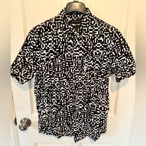 Banana Republic Black and White Geometric Men's Shirt